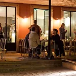 فندق مبيت وإفطار Dear - Gallery House 4*