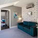 Dear - Gallery House Bed & Breakfast Lisboa