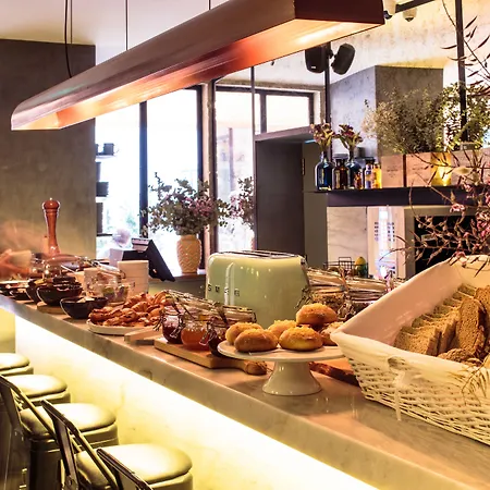 Dear - Gallery House 4* ליסבון