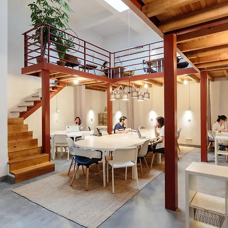 Dear - Gallery House לינה וארוחת בוקר ליסבון