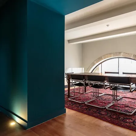 לינה וארוחת בוקר Dear - Gallery House