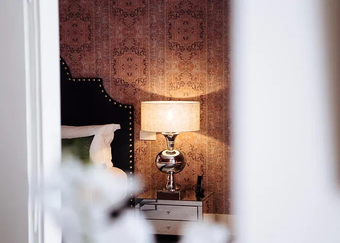 Bed & Breakfast Dear - Gallery House Lisbona