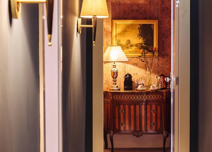 Dear - Gallery House Bed & Breakfast 4*