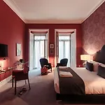 Dear - Gallery House 4*