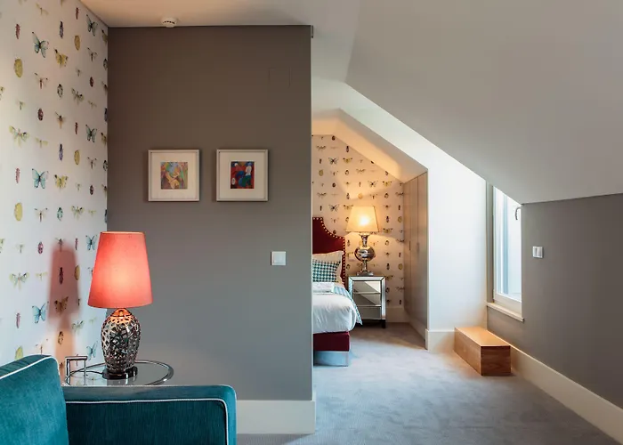 Bed & Breakfast Dear - Gallery House Lisboa