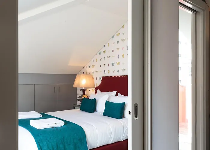 Dear - Gallery House Bed & Breakfast