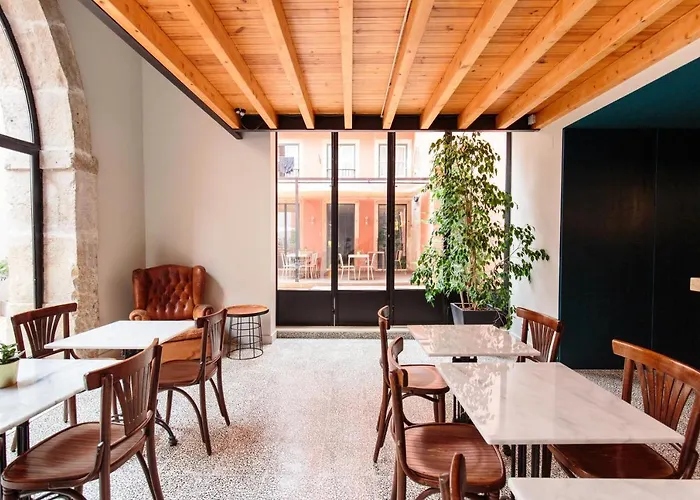 Dear - Gallery House