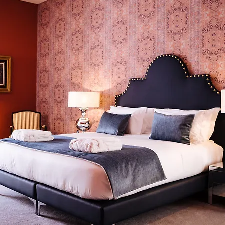 Dear - Gallery House 4*