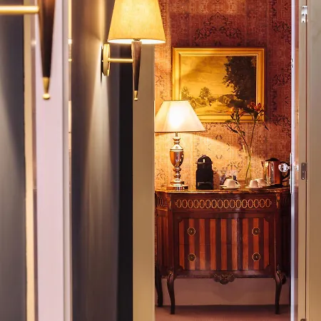 Dear - Gallery House Bed & Breakfast 4*