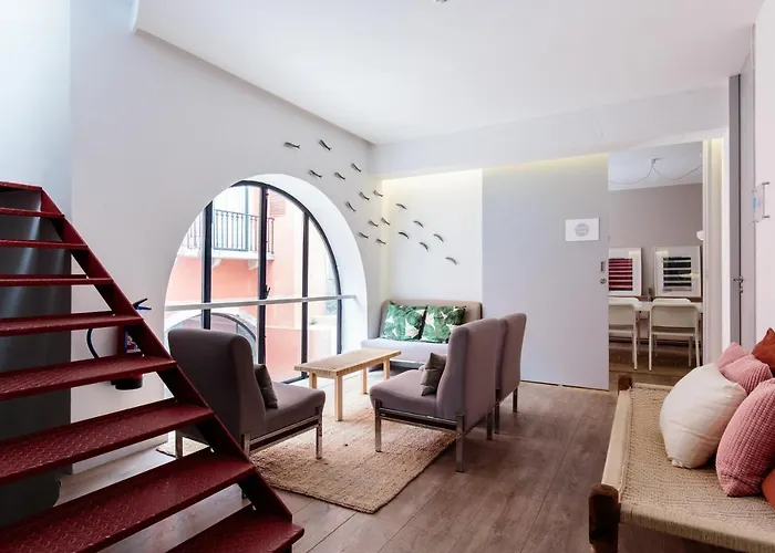 Dear - Gallery House 4*